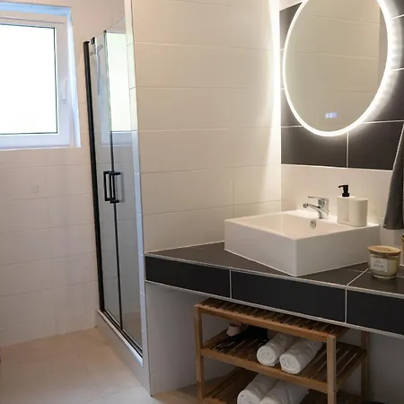 Διαμέρισμα Trimosa - & Homes *